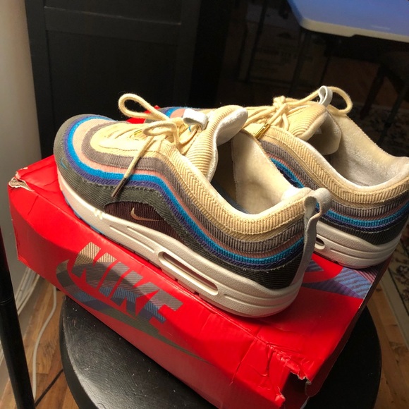 witherspoon shoes nike
